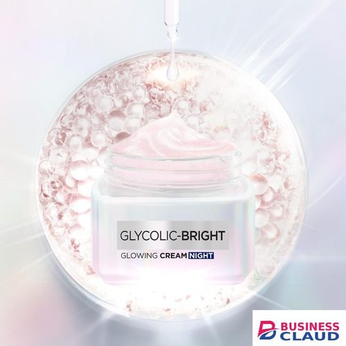 L'Oréal Glycolic Bright Glowing Night Cream, Reduces Dark Spots and Brightens Dull Skin while Hydrating and Protecting the Skin Barrier Overnight, Enriched with Glycolic Acid- 50ml