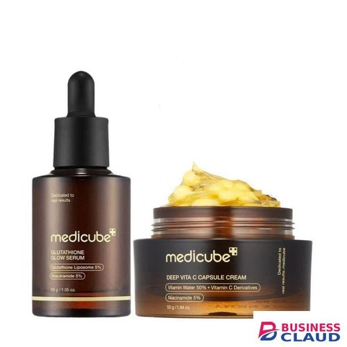 Medicube Glutathione Glow Serum + Deep Vita C Capsule Cream with Alpha arbutin. Moisturizes, Fade Dark Spots, Pigmentations, Acne Marks, Blemishes, Crow's feet, smile lines & Forehead Wrinkles, Brightens, Evens, Firms, Improve Elasticity & give a Glass Gl
