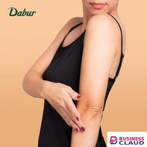 Dabur Herbolene Aloe Vera Gel Petroleum Jelly -Enhanced with Vitamin E for Deep & Intensive Skin Moisturization -425mL