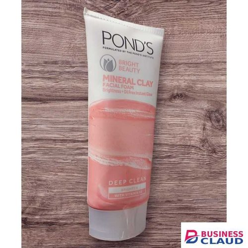 Pond's BRIGHT BEAUTY Mineral Clay Facial Foam nk