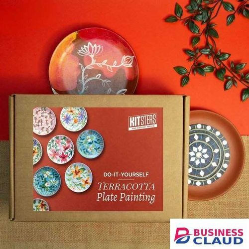 KITSTERS DIY Terracotta Plate Painting