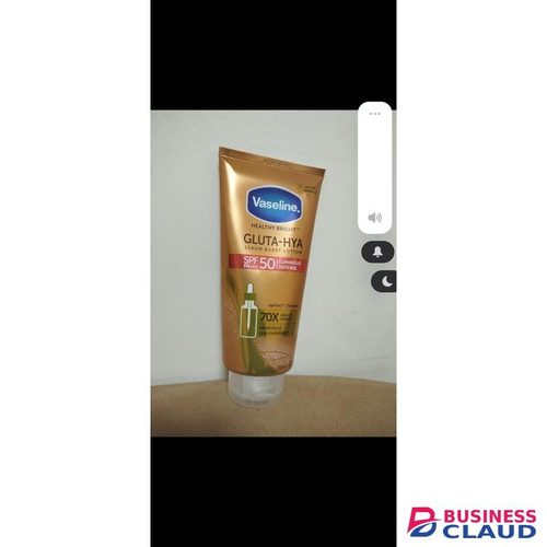 Vaseline Healthy Bright Gluta-hya Serum Burst Lotion SPF 50 Pa+++ Luminous Defense 70x