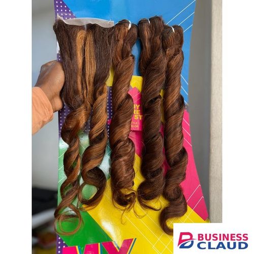 Lady Care Wavy bundles with closure