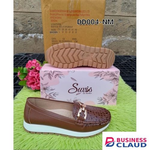 DD004-NM Suvis Ladies Loafers – Effortless Elegance in Light Brown Stylish, Comfy & Easy Slip-On Sizes 37–42 Perfect for Smart Casual, Office & Everyday Wear