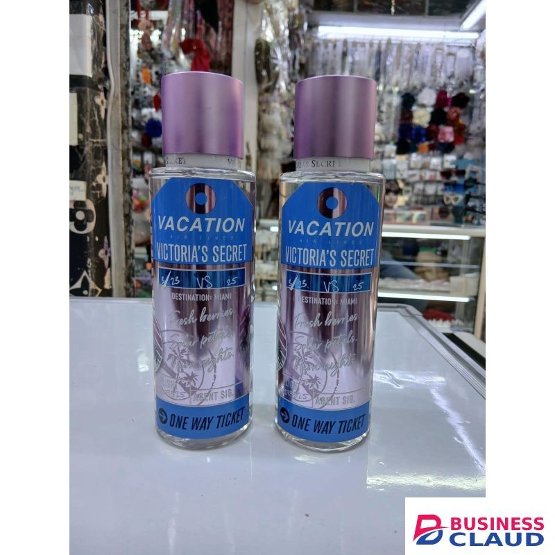 Victoria's Secret VACATION FRESH BERRIES 250ML +FREE EYE LINER