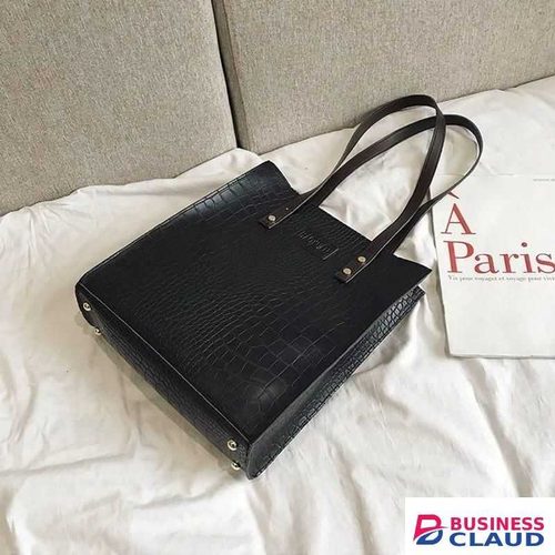 Ladies Black crocodile-pattern tote bag