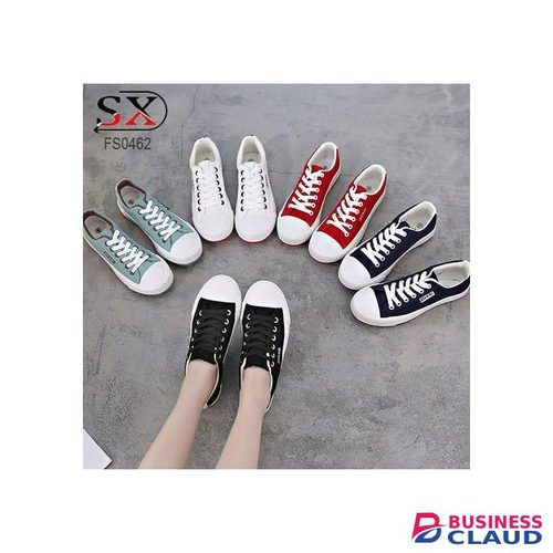 Red unisex sport shoes