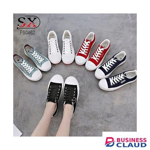 White unisex sport shoes