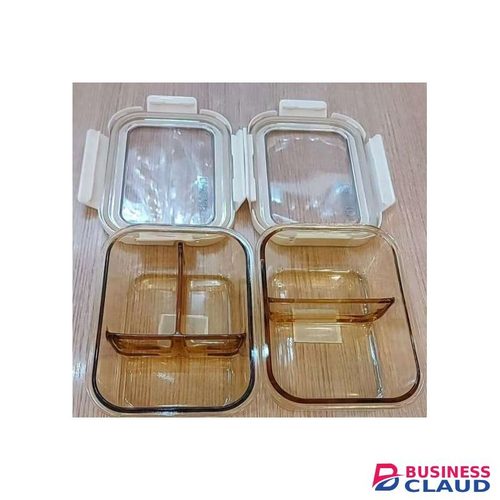 Single glass dish,partitioned in three compartments,Designed to neatly seperate foods and is microwave friendly