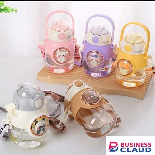 Large Capacity 820ml Kids Cartoon Water Bottle with Straw