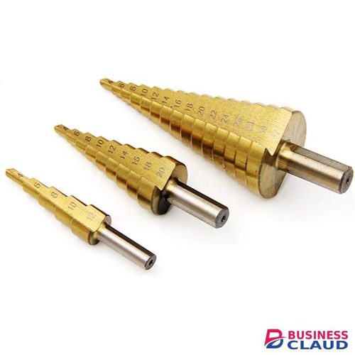Titanium Step Drill Bit 3-Piece Set, 4-12mm/4-20mm/4-32mm High Speed Steel HSS Triangle Handle Pagoda Drill for Carbon Steel, Sheet Iron, Insulation Boards, PVC Boards and Wood
