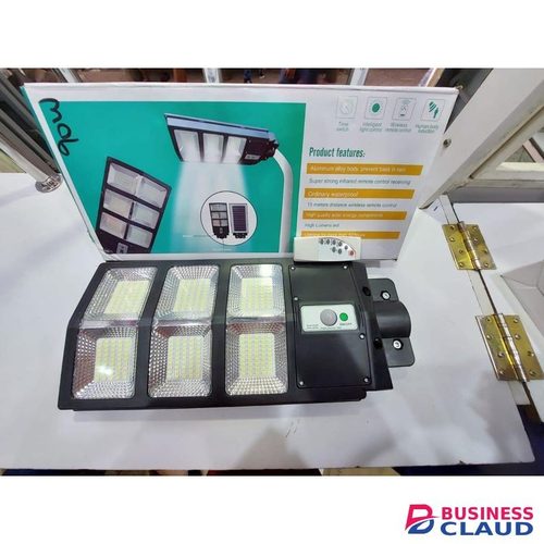 LED Solar Light Street Light 90W, High-Efficiency Outdoor Solar Powered Street Lamp, Weatherproof, Long-Lasting LED, Energy-Saving, Ideal for Roads, Gardens, Parking Lots, and Public Areas