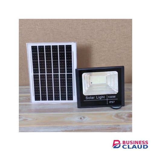 Maintenance Free 100W Outdoor Solar Flood Light IP67 Waterproof and Durable Build