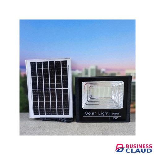 Maintenance Free 200W Outdoor Solar Flood Light IP67 Waterproof and Durable Build