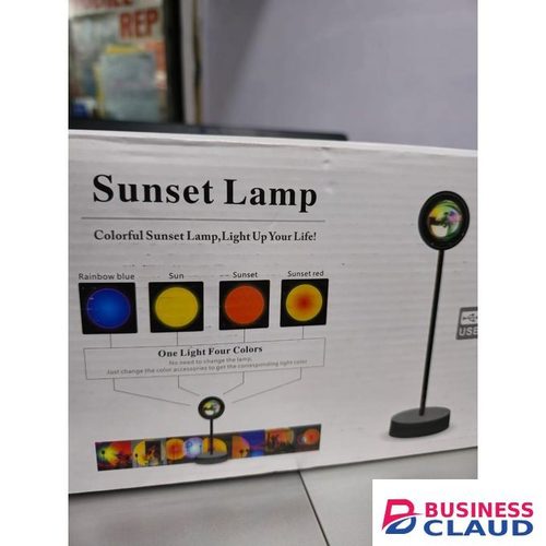 Adjustable 4-in-1 Sunset Lamp – USB-Powered Aesthetic Room & Décor Light