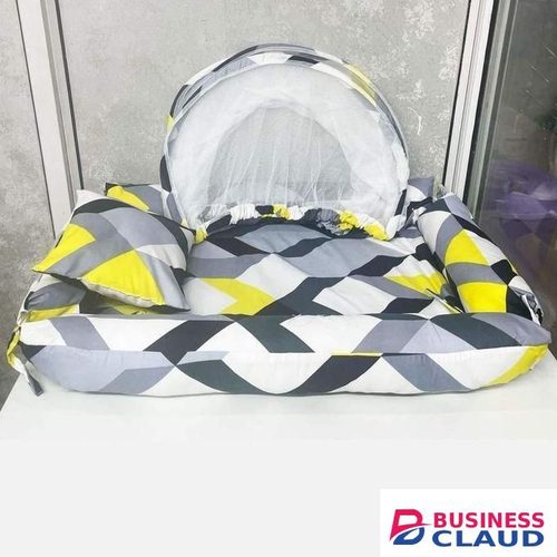 Quality Baby Co-sleeper Bed with Detachable Mosquito Net and Pillow