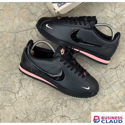 basket ball shoes