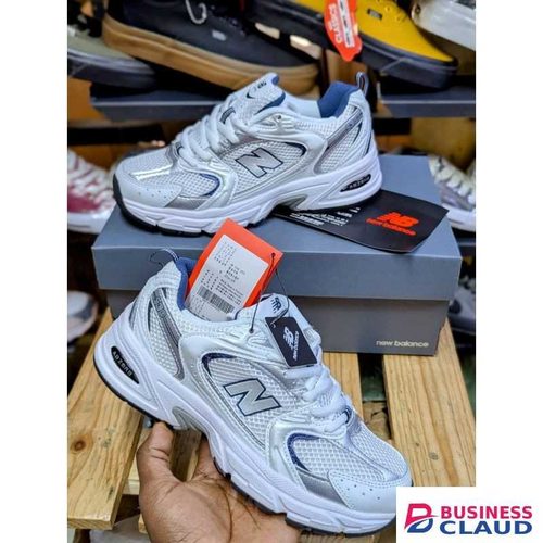 Balance 530 authentic sneakers