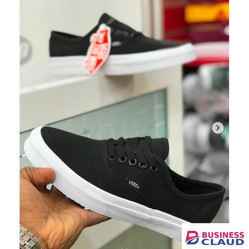 Canvas black with white double sole