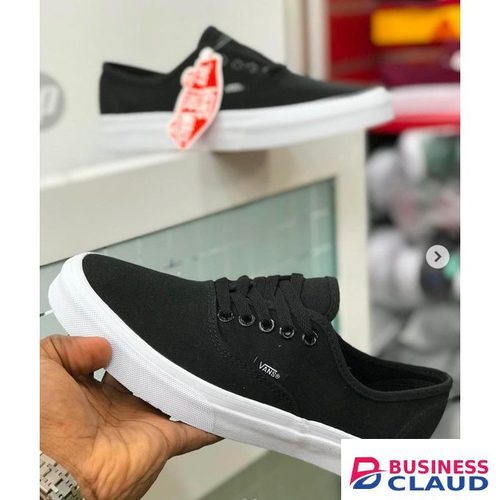 Canvas black with white double sole