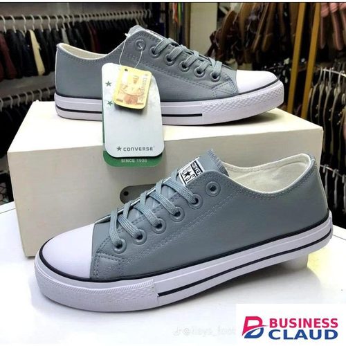 Canvas leather version grey in Kahawa-wendani