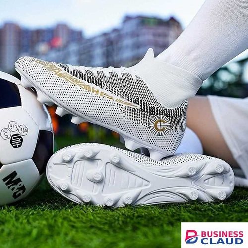 KANGERDUN Men Cleats Soccer Shoes Team Sport Football Boots Training FG TF Turf Sneakers