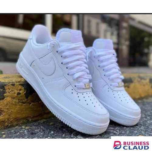 WHITE SNEAKERS