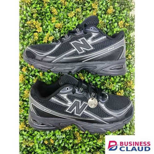 New Balance NB 740 Black Silver