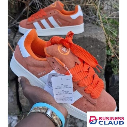 Women sneakers shoe