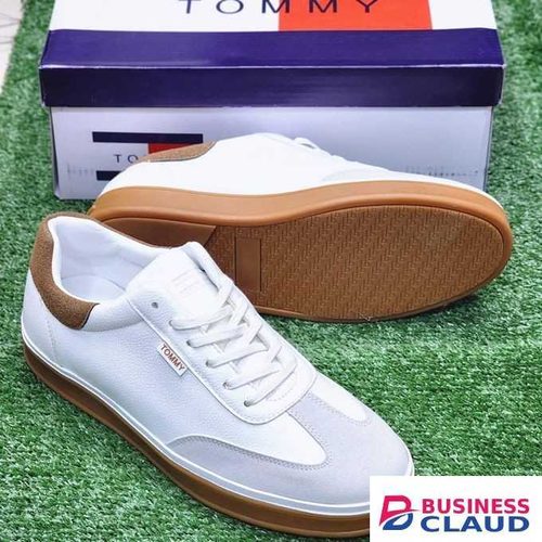 Men’s Casual Lace-Up Sneakers – White & Brown