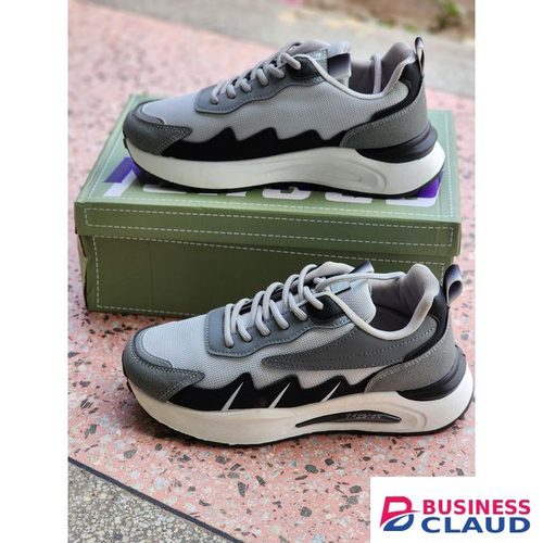 Men's breathable mesh sports shoes, lightweight flat heeled board shoes, Men's versatile casual shoes, soft soled comfortable and fashionable running travel shoes