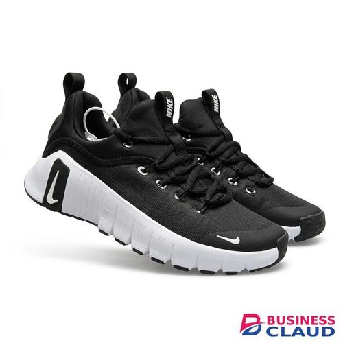 Free Free METCON SHOES BLACK AND WHITE SNEAKERS in Kahawa-wendani