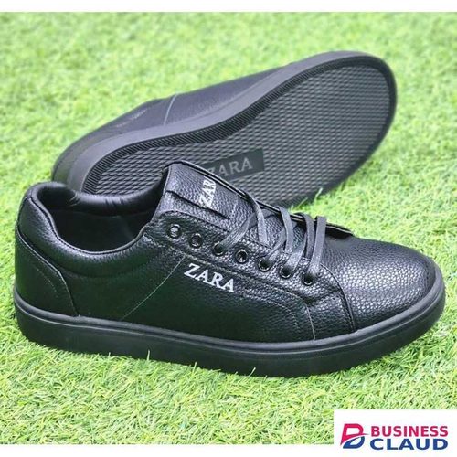 Essential Versatile Top Classic Essential Low-Top Sneakers: Versatile Black & White Casual Trainers for Men & Women in 1