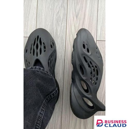 shawn BLACK FOAM RUNNERS UNISEX