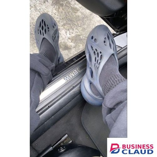shawn GREY FOAM RUNNERS in Kahawa-wendani