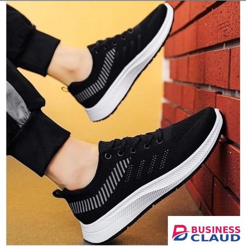 Men's Casual Breathable Lightweight Lace-up Sneakers- Black