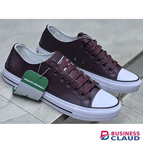 Unisex Classic Low-Cut Leather Canvas Sneakers –Brown & White Casual Lace-Up Shoes