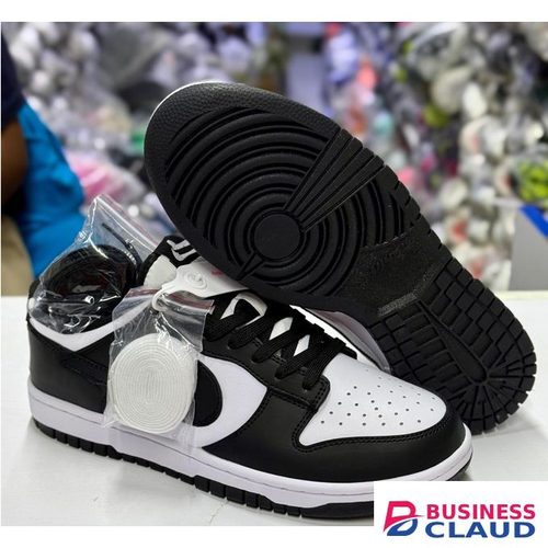 Authentic SB PANDA AUTHENTIC SNEAKERS in 1