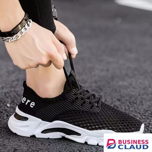 Men's mesh shoes sports sneaker Boy running shoes in Kahawa-wendani