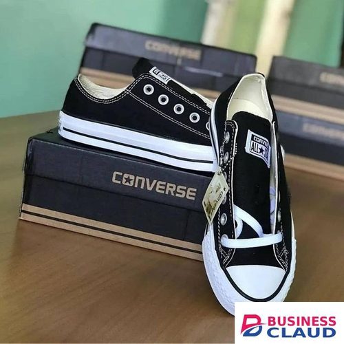 All star BLACK AND WHITE UNISEX SHOES in Kahawa-wendani