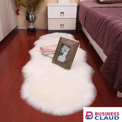 Fashion Faux fur Bedside or Dashboard Carpet Mat