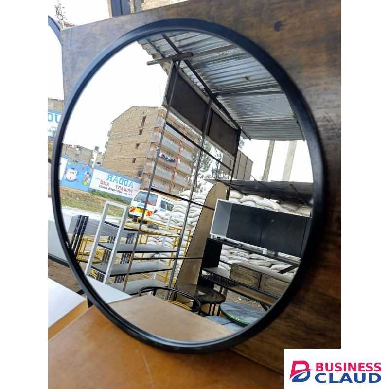 Elegant Black Round Wall Mirror