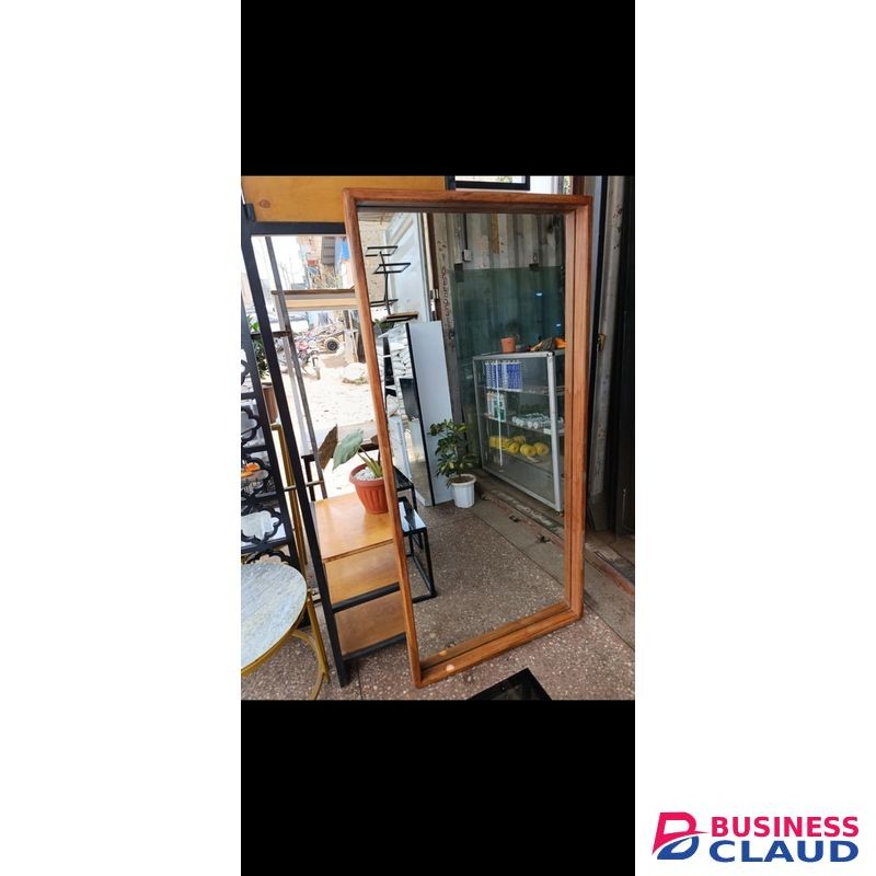 Stand Tall:Full-Body Length Mirror