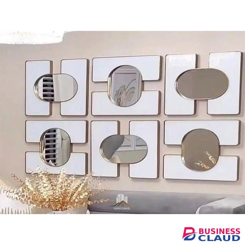 Luxe Decorative wall Mirror