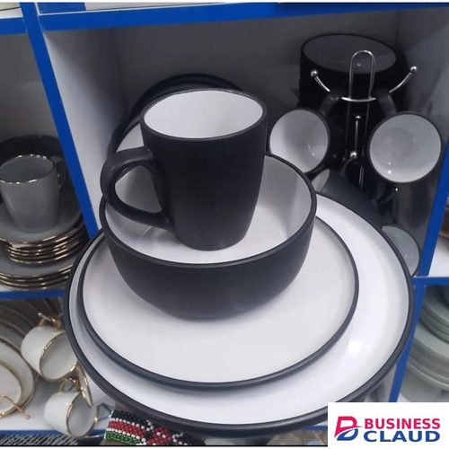 Ceramic Black and white dinnerset 24 PCS