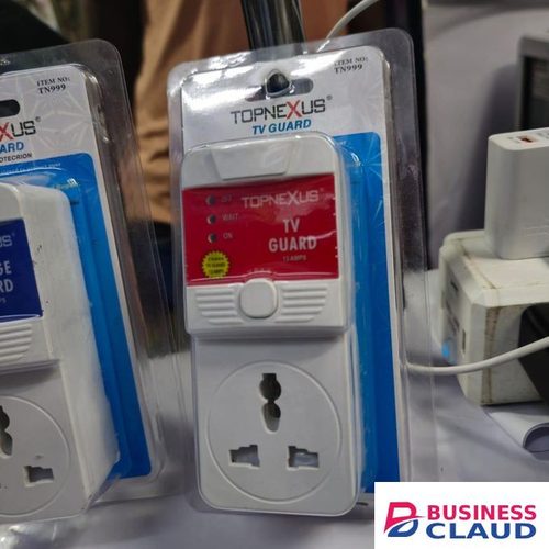 TOPNEXUS TN999 TV and Fridge Guard Voltage Protector - 13 Amp Power Surge Guard for Home Electronics