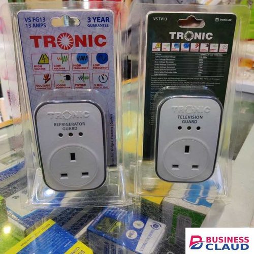 Tronic 13Amp Fridge Guard / TV Guard – Voltage Protector with 3-Minute Delay