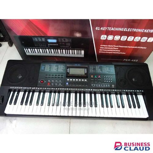 ELECTRONIC KEYBOARD 61 KEYS Piano PSR 483