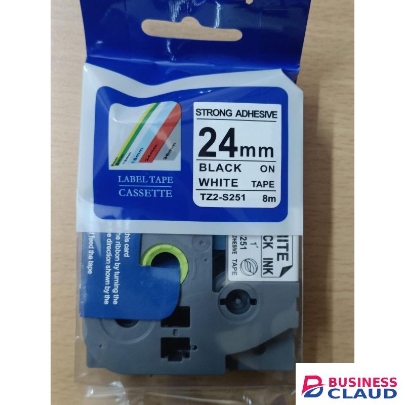 TZ2-251 24MM X 8M Black on white tape