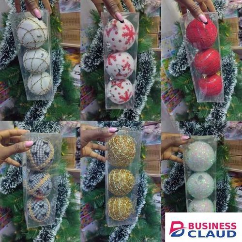 Cute Christmas Balls 3pcs Set for Festive Holiday Tree Decoration, Sparkling Ornaments for Home, Office, and Party Decor
